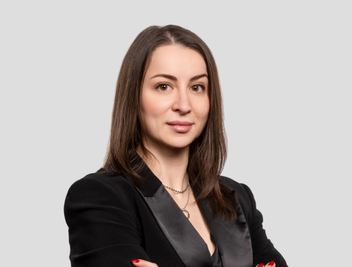 Алина Жувагина